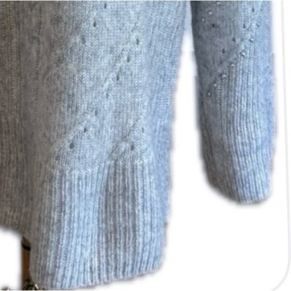 White House Black Market NWOT Lt Gray Cowl Neck Studded Embellished Sweater XL - Picture 5 of 9
